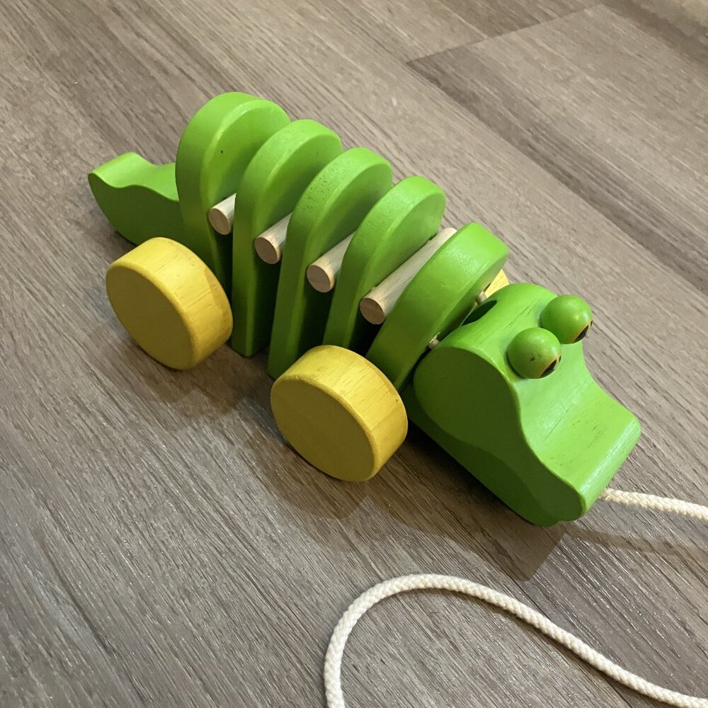 Plan Toys Dancing Alligator Click Clack Pull Toy